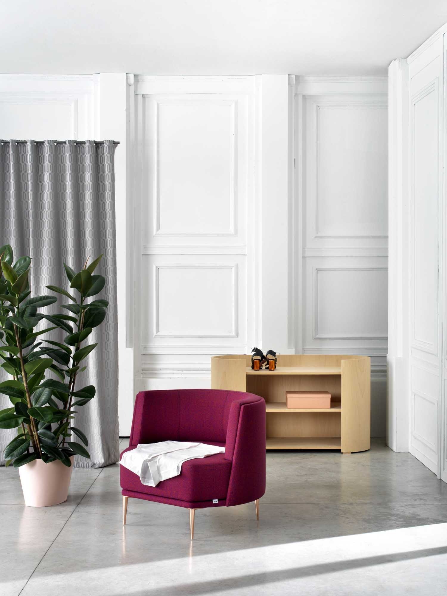 imgi_12_Sitia_Pergy_Armchair-7-1